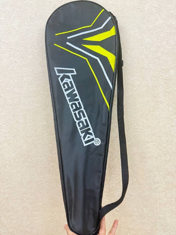 Ракетка для бадминтона