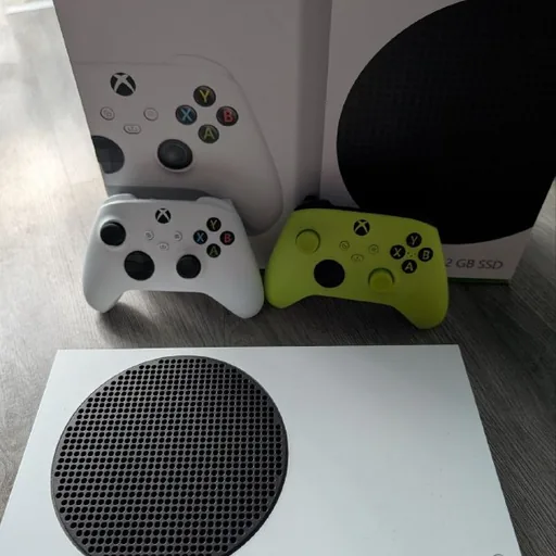 Игровые приставки, мышь Razer Cobra, AirPods 2, колонка