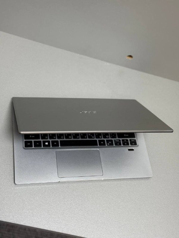 Ноутбук Acer Swift 1 SF114-34 8GB RAM 256GB SSD 3