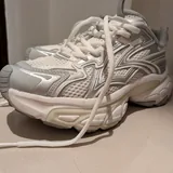 Женские кроссовки ANTA SKYROCKET 2