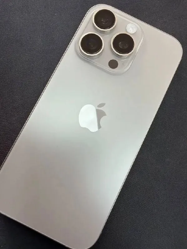 iPhone 16 Pro 128 GB 1