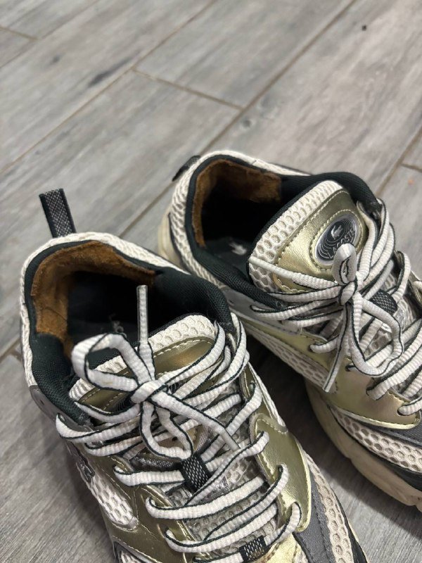 Кроссовки Lacoste размер 38 2