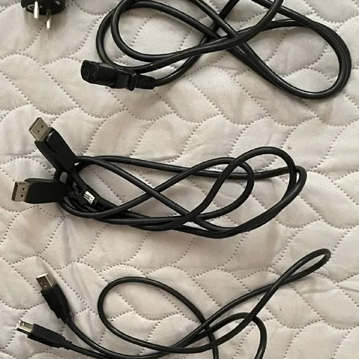 Кабели питания, DisplayPort, USB-A USB-B