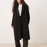 ASOS DESIGN чёрное, светло-бежевое и бордовое пальто 1