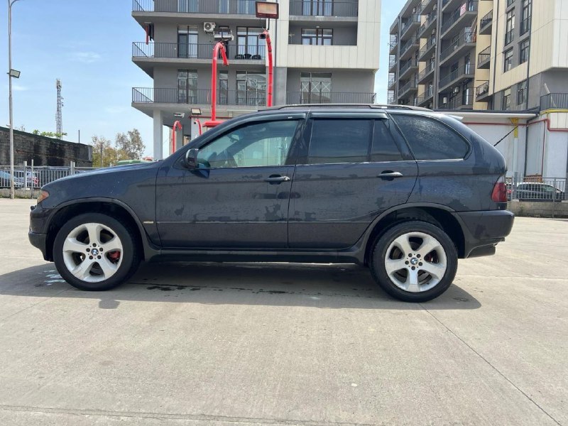 BMW X5 2004 4.4 Газ/бензин 4