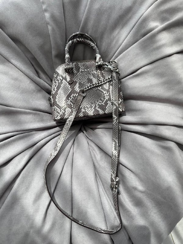 Сумки DKNY Stefani Snake skin и Michel Kors 1