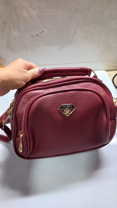 Сумочка вишнёвого цвета 2