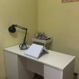 Маникюрный стол и тележка 2