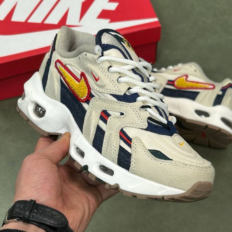 Абсолютно новые кроссовки Nike 3