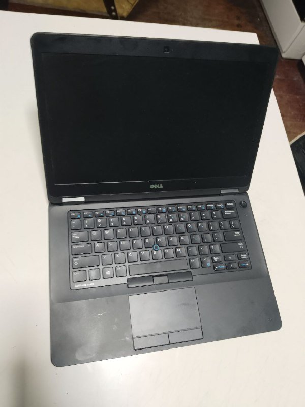 Ноутбук Dell с Intel Core i5, 8GB RAM, SSD 223GB 2