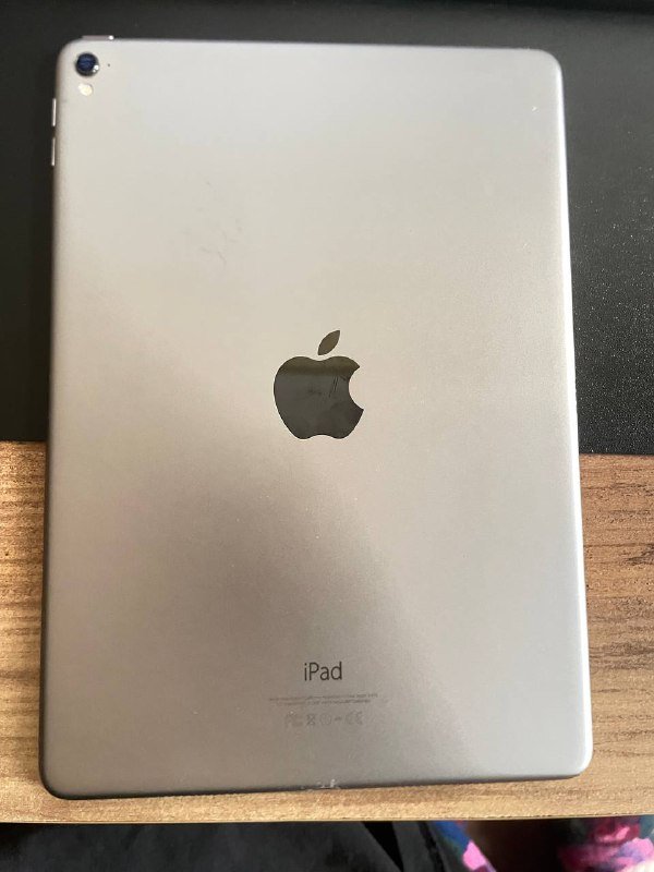 планшет iPad с стилусом 2