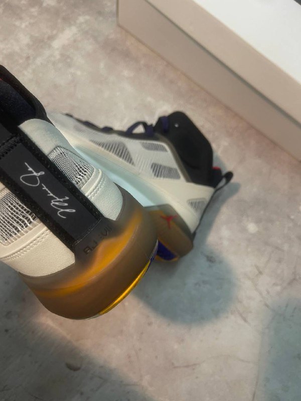 AIR Jordan мужские кроссовки размер 46 6