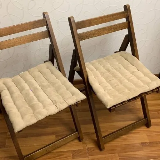 Раскладные деревянные стулья