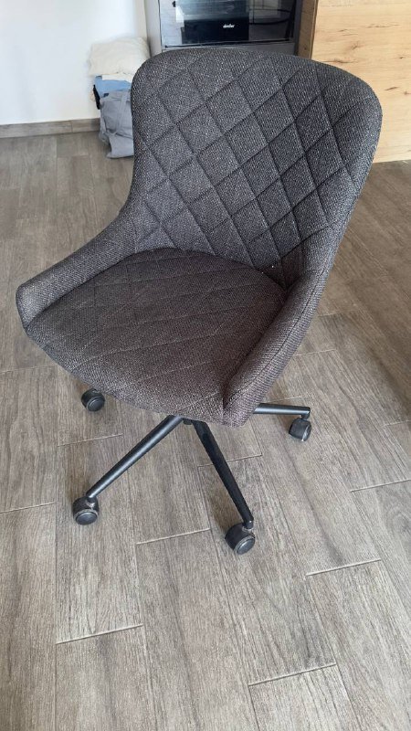 Рабочее кресло на колесиках, графический планшет XP-Pen Deco 3 2