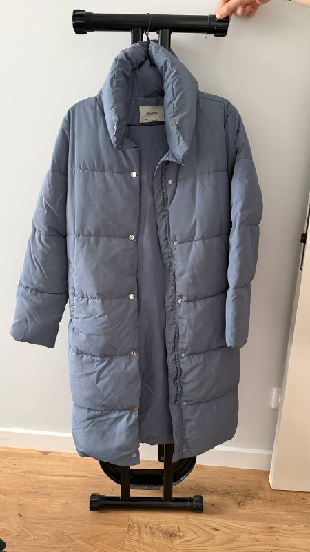 Женский пуховик Stradivarius размер S