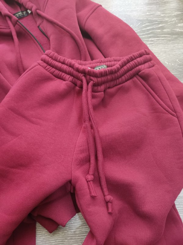 Новый костюм на флисе, размер S, цвет тёмный 2