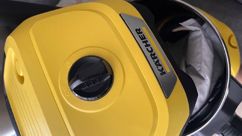 Пылесос Karcher WD 3 со сменными мешками 2