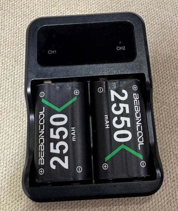 Игры PlayStation, контроллеры Xbox, AirPods, LEGO Corvette 6