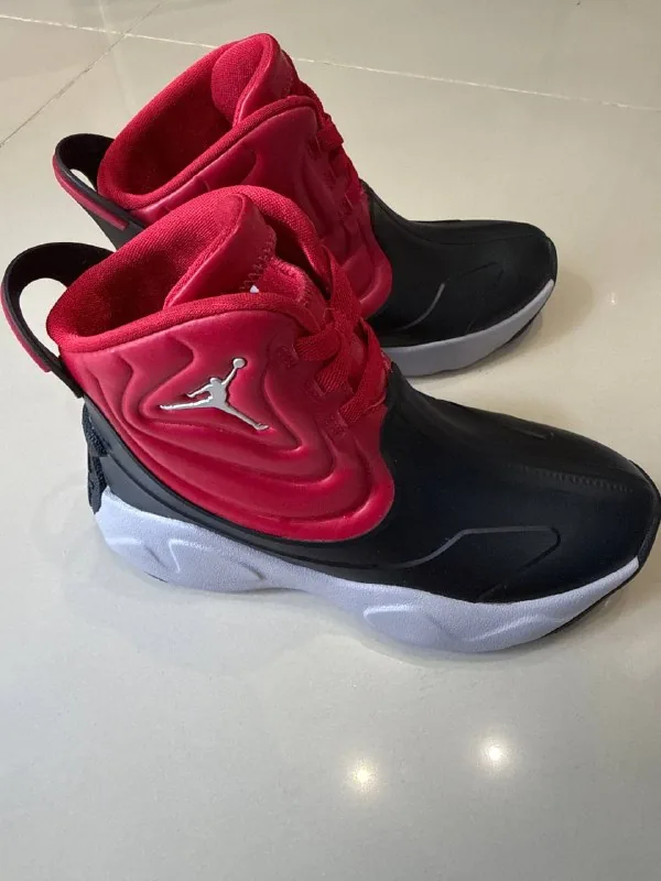 Непромокаемые ботинки Jordan Drip 23 1