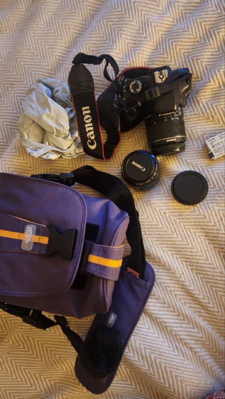 CANON EOS 550D камера с двумя объективами и кофром 3