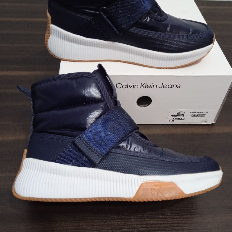 Кроссовки Calvin Klein утепленные, размер US 6 2