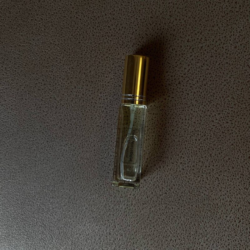 Лонгслив Sela, футболка, духи, сумочка, кофта, жилет, серьги 8