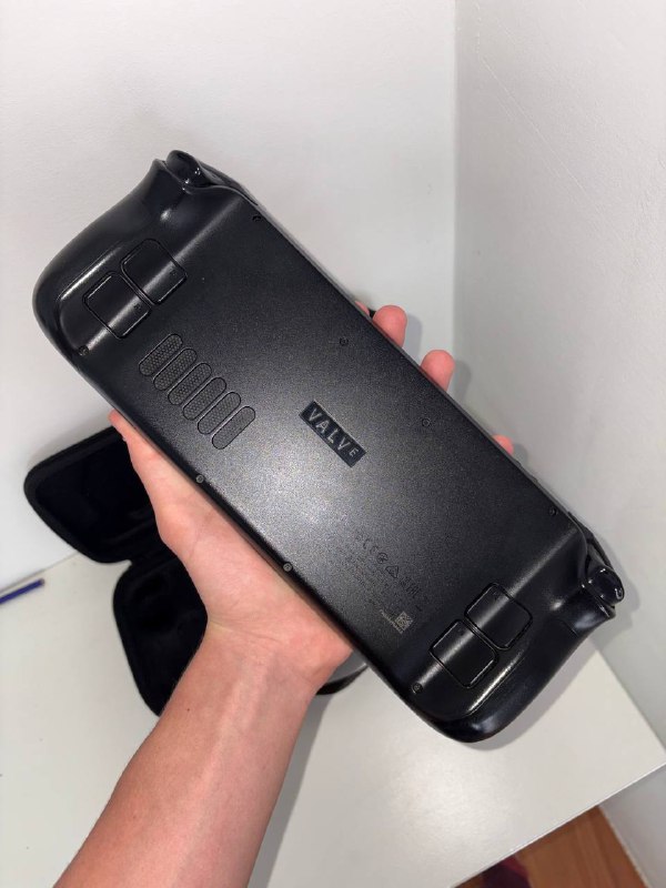 steam deck 256ssd + micro sd 512гб, оригинальный чехол 2