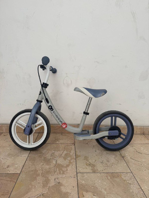 Беговел KinderKraft ручной тормоз