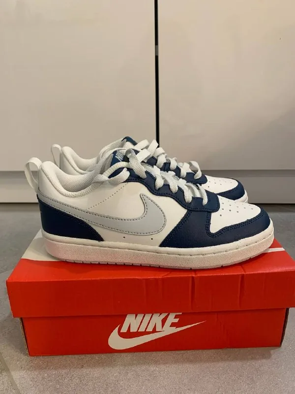 Кроссовки Nike 1