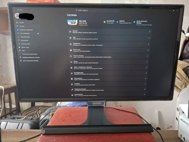 Монитор Samsung S24E390HL 1