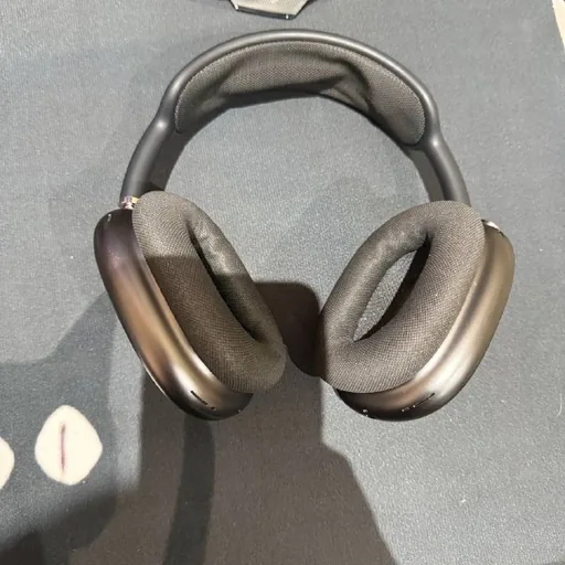 AirPods Max Lightning Headphones