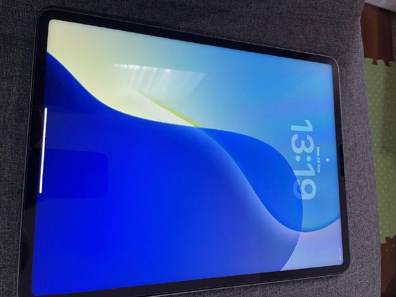 iPad Pro 12.9" 6 поколение M2 512ГБ Wi-Fi Space Gray 3