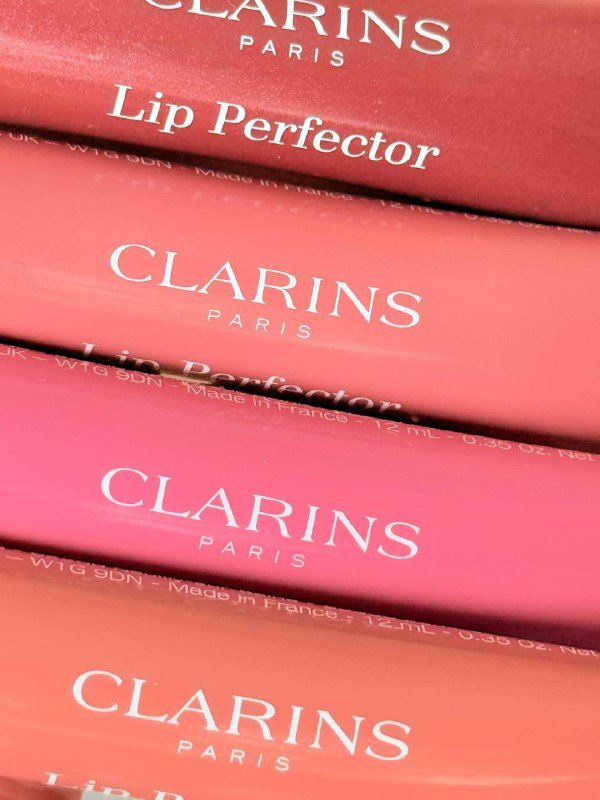 Clarins Lip Perfector оттенок 16 нейтральный нюд 2