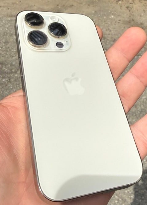 iPhone 14 Pro 3