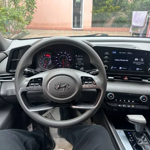 Hyundai Elantra SEL 2022