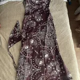 Длинное женское платье с платком 2