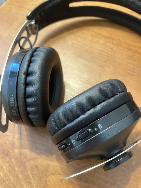 Продам наушники Sennheiser M2 OEBT on-ear 2