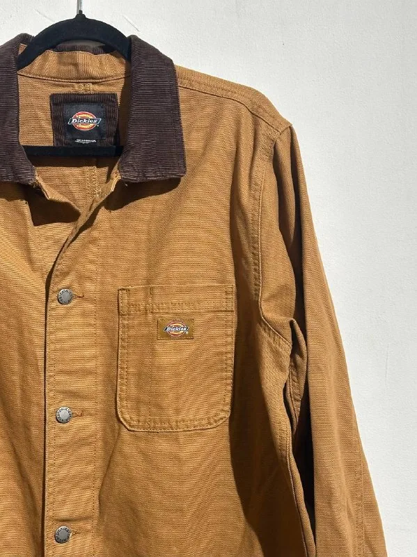 Рубашка-куртка Dickies, куртка Dickies, обувь Nike, кеды Vans 1
