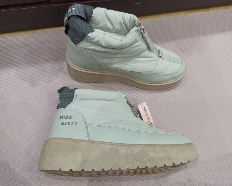 Зимние женские ботинки 38р новые 2