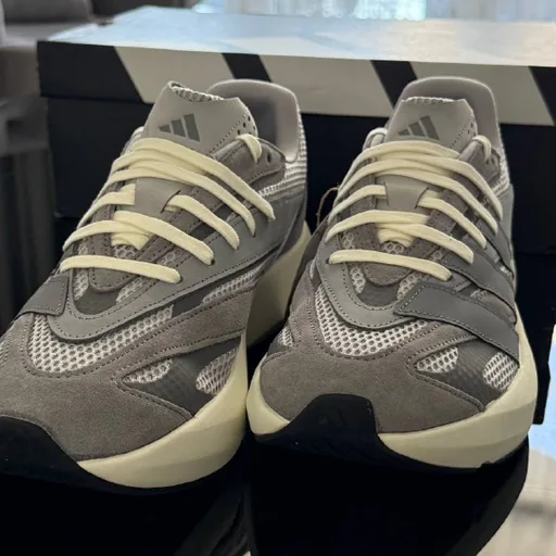 Adidas Lightblaze мужские кроссовки