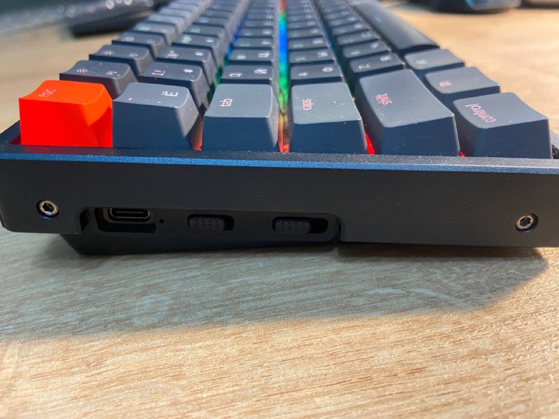 Монитор ASUS VA24EHE, клавиатура Keychron K2, наушники Haylou W1, Redmi Buds 5