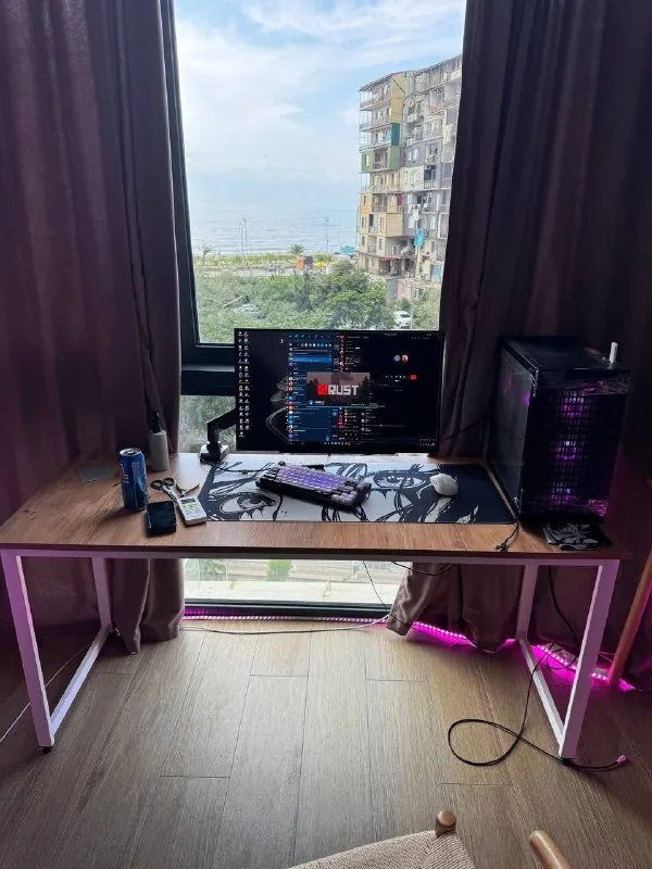Стол