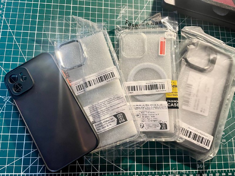 Чехлы для iPhone 12, 12 pro max, 13 pro max, 11