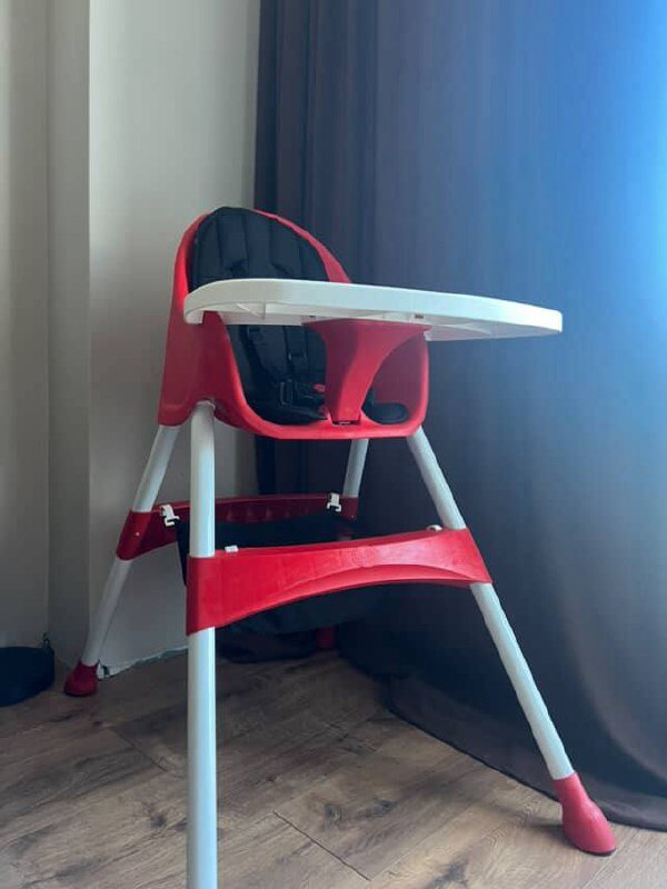 Детский стульчик для кормления