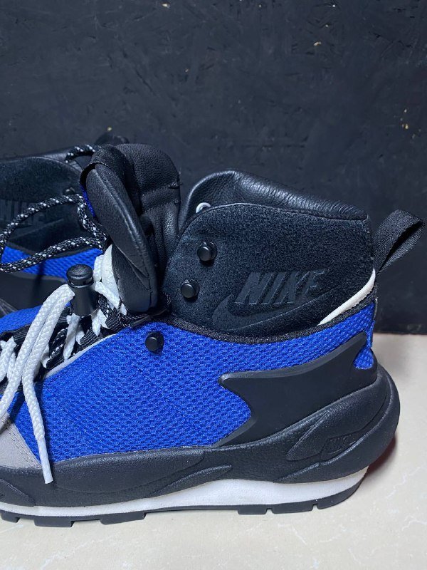 Ботинки Nike размер US 6.5 EUR 39 3