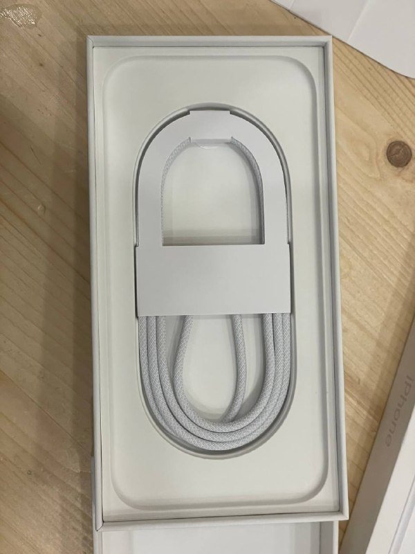 iPhone 17 Pro Max 256 Gb бежевый 3