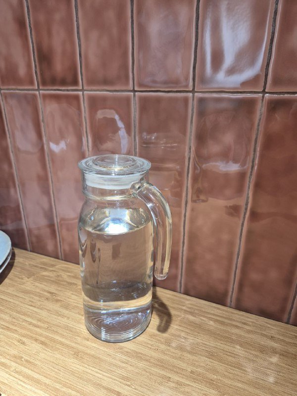 кувшин для воды с крышкой