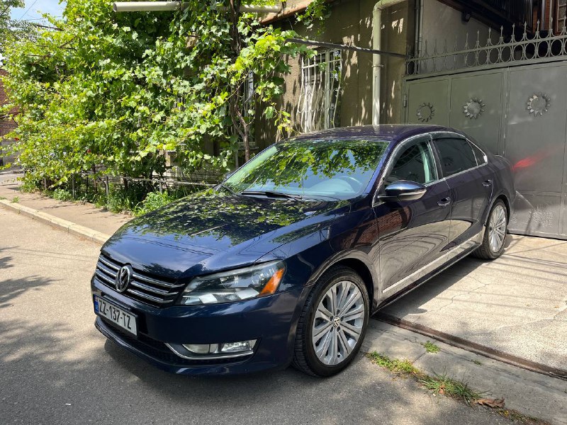 Volkswagen Passat седан