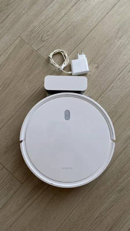 Робот-пылесос Xiaomi Robot Vacuum E10 White 1