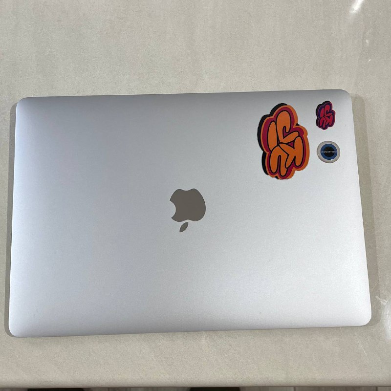 MacBook Air 2019 i5 256 ГБ 3